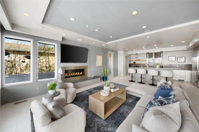 3020 Ironwood Avenue, Morro Bay, CA 93442