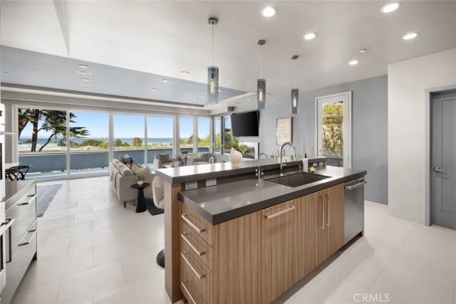 3020 Ironwood Avenue, Morro Bay, CA 93442