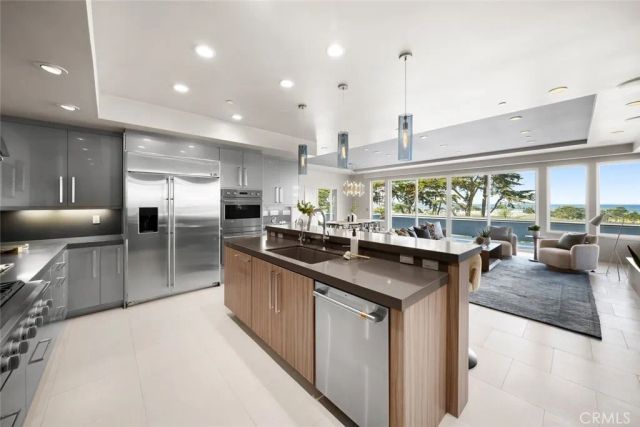 3020 Ironwood Avenue, Morro Bay, CA 93442