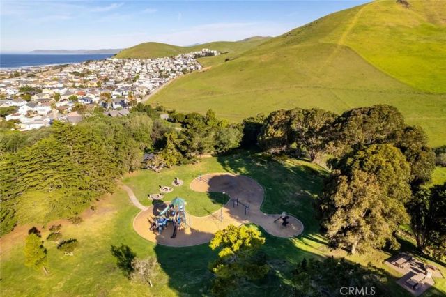 3020 Ironwood Avenue, Morro Bay, CA 93442