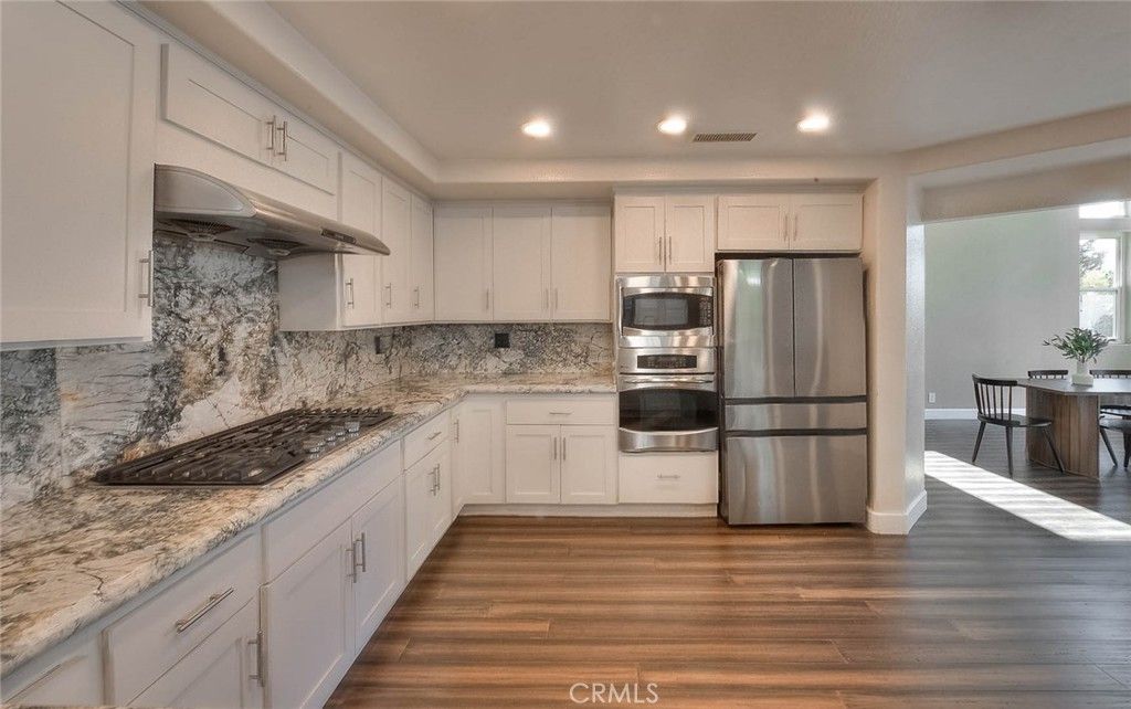 Image 14 of property listing at 3171 Diamond View, Corona, CA 92882