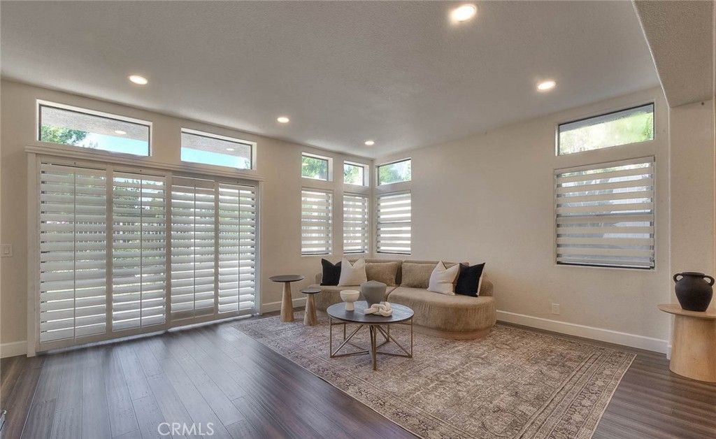 Image 18 of property listing at 3171 Diamond View, Corona, CA 92882