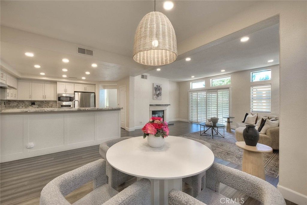 Image 21 of property listing at 3171 Diamond View, Corona, CA 92882