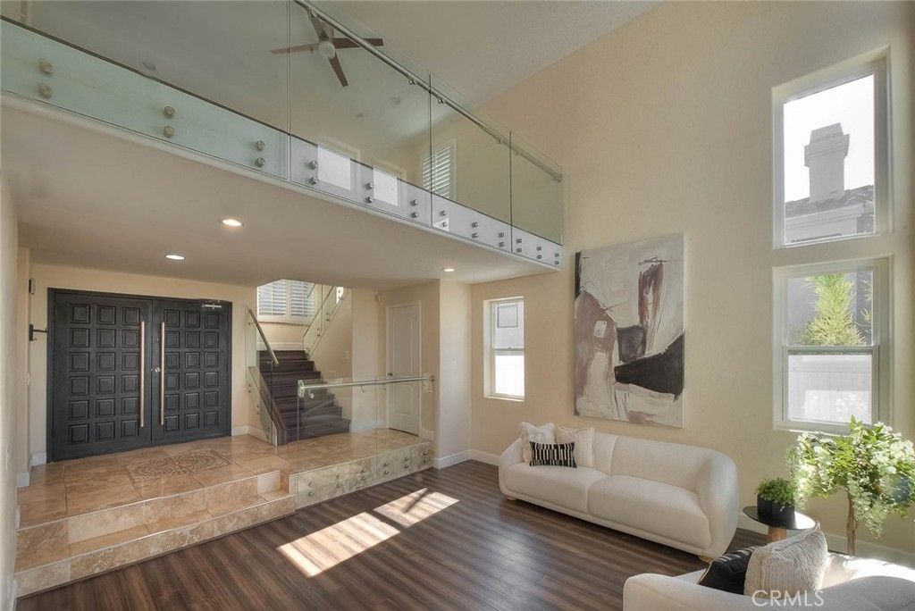 Image 6 of property listing at 3171 Diamond View, Corona, CA 92882