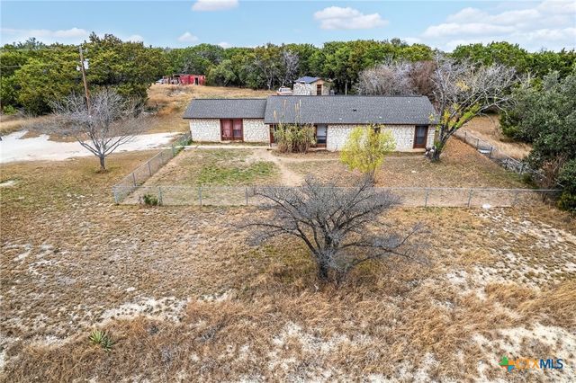 3465 FM 1715, Lampasas, TX 76550