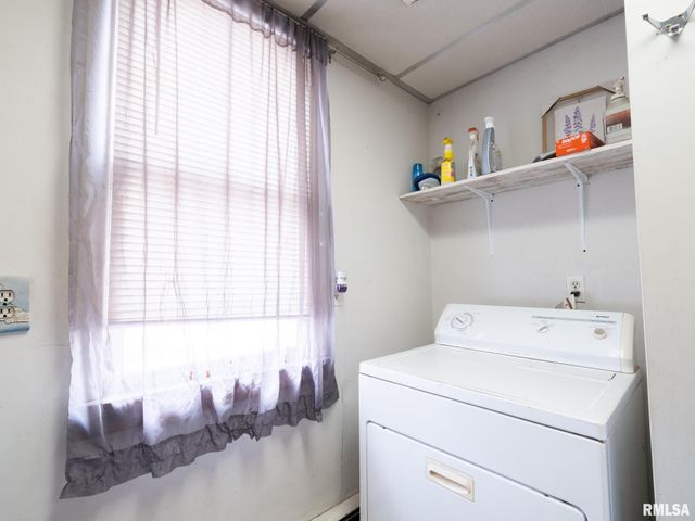 1101 ANN ELIZA Street, Pekin, IL 61554