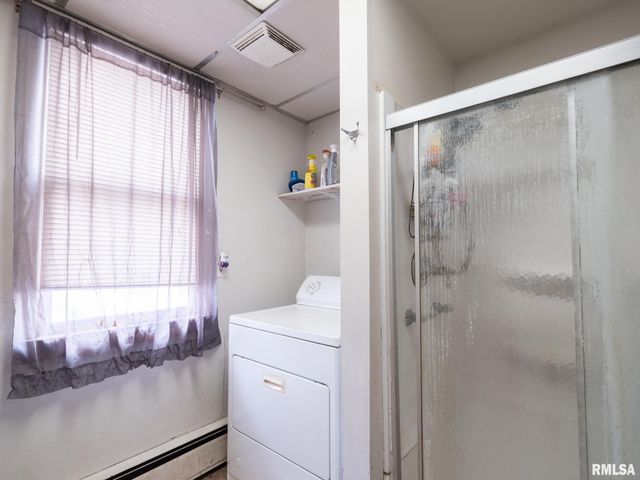 1101 ANN ELIZA Street, Pekin, IL 61554