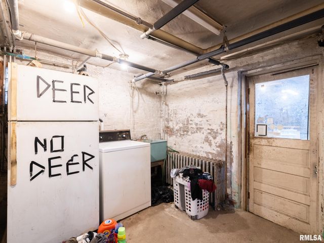 1101 ANN ELIZA Street, Pekin, IL 61554