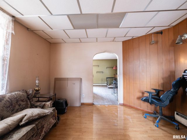 1101 ANN ELIZA Street, Pekin, IL 61554