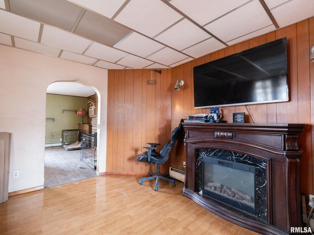 1101 ANN ELIZA Street, Pekin, IL 61554