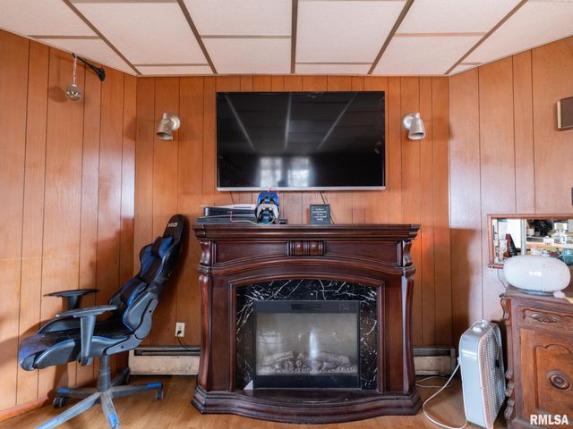 1101 ANN ELIZA Street, Pekin, IL 61554