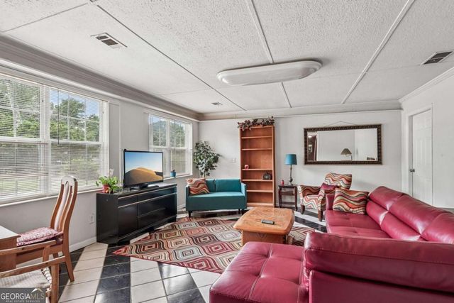 6725 Birch Road, Winston, GA 30187