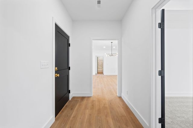 8806 Nelson Road, Soddy Daisy, TN 37379