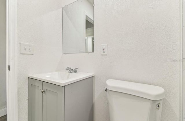1807 E BOUGAINVILLEA AVENUE, Tampa, FL 33612