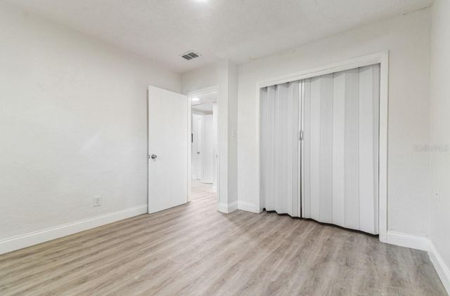 1807 E BOUGAINVILLEA AVENUE, Tampa, FL 33612