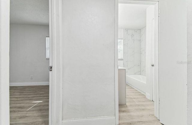 1807 E BOUGAINVILLEA AVENUE, Tampa, FL 33612
