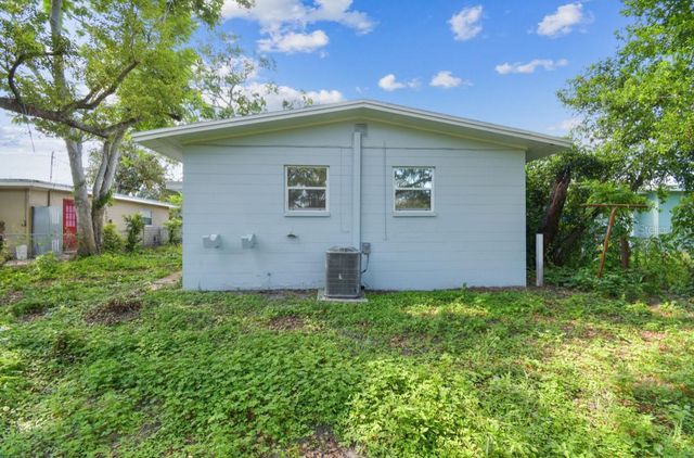 1807 E BOUGAINVILLEA AVENUE, Tampa, FL 33612