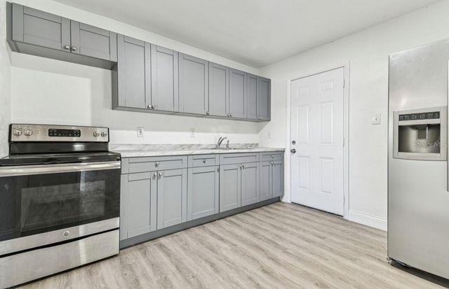 1807 E BOUGAINVILLEA AVENUE, Tampa, FL 33612