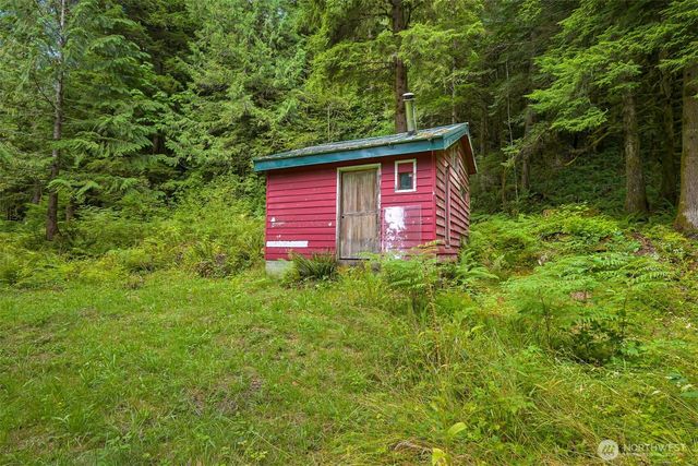 7326 Mt. Baker Highway, Maple Falls, WA 98244