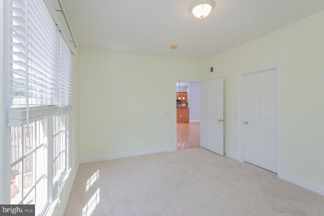 3225 BERRYFIELD DR, Rockingham, VA 22801