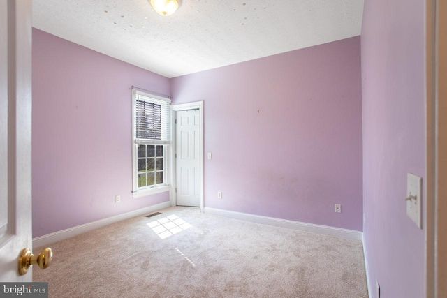 3225 BERRYFIELD DR, Rockingham, VA 22801