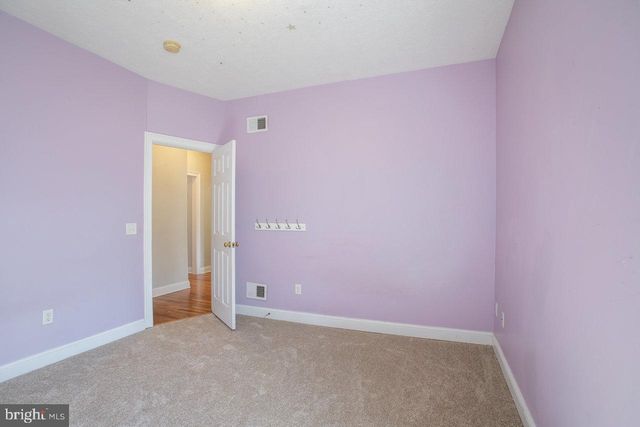 3225 BERRYFIELD DR, Rockingham, VA 22801