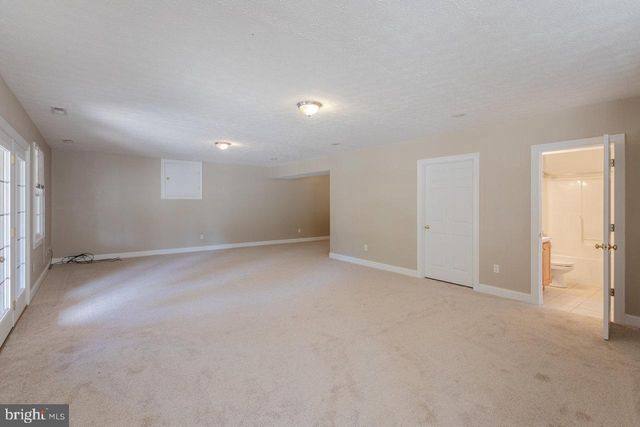 3225 BERRYFIELD DR, Rockingham, VA 22801