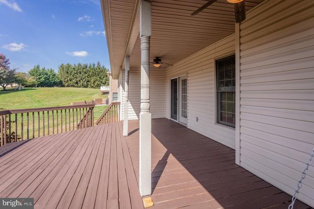 3225 BERRYFIELD DR, Rockingham, VA 22801