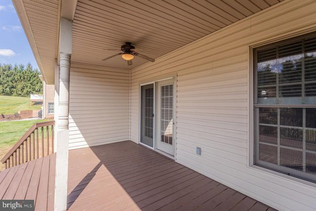 3225 BERRYFIELD DR, Rockingham, VA 22801