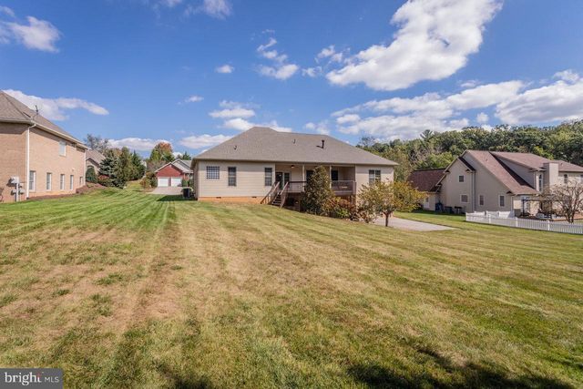 3225 BERRYFIELD DR, Rockingham, VA 22801