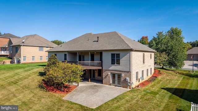 3225 BERRYFIELD DR, Rockingham, VA 22801
