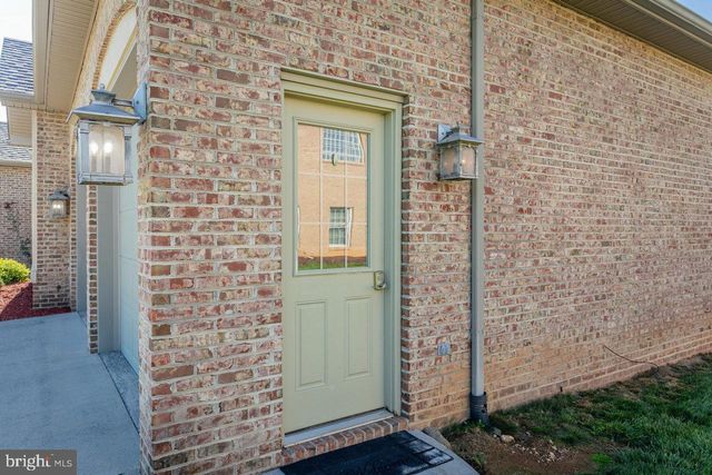 3225 BERRYFIELD DR, Rockingham, VA 22801