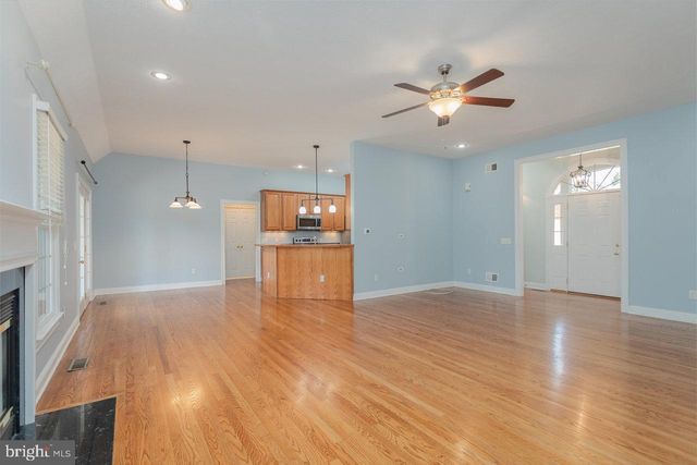 3225 BERRYFIELD DR, Rockingham, VA 22801