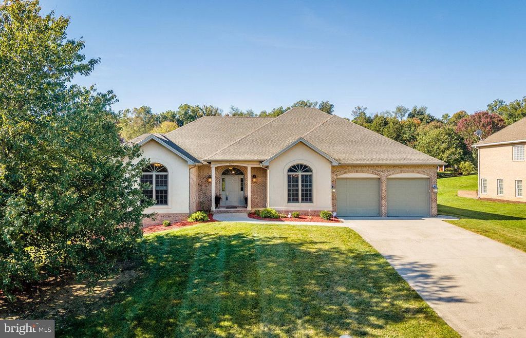 3225 BERRYFIELD DR, Rockingham, VA 22801