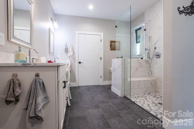 338 Fairview Forest Drive, Fairview, NC 28730