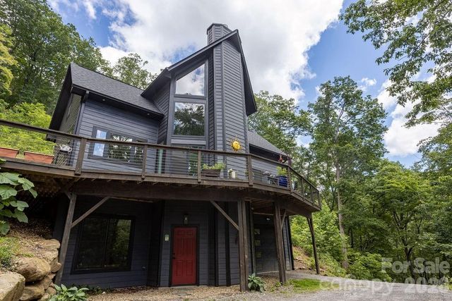 338 Fairview Forest Drive, Fairview, NC 28730