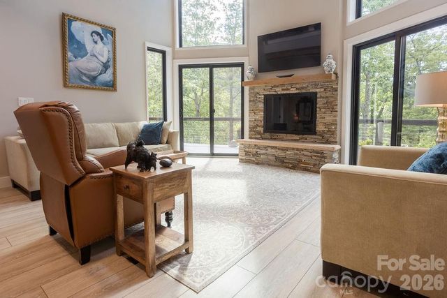 338 Fairview Forest Drive, Fairview, NC 28730