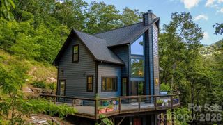 338 Fairview Forest Drive, Fairview, NC 28730