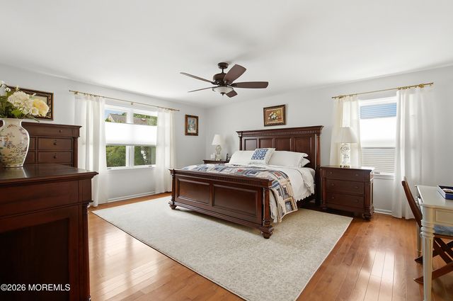 92 Meadow Drive, Shrewsbury Boro, NJ 07702
