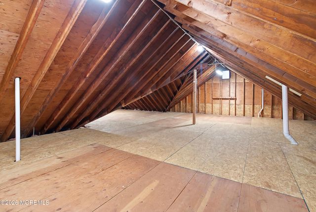 92 Meadow Drive, Shrewsbury Boro, NJ 07702