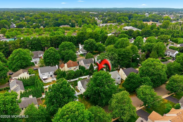 92 Meadow Drive, Shrewsbury Boro, NJ 07702