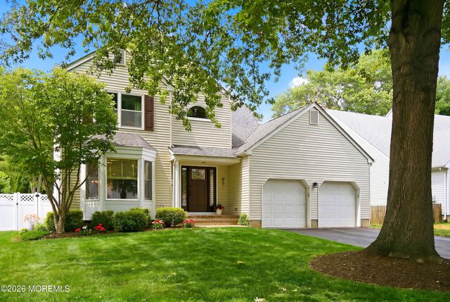 92 Meadow Drive, Shrewsbury Boro, NJ 07702