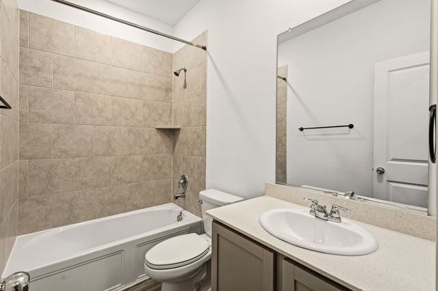 835 Sitwell Drive, Fate, TX 75087