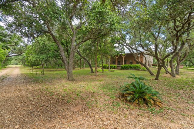 5641 County Road 14, Hallettsville, TX 77964