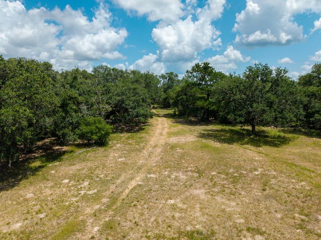 5641 County Road 14, Hallettsville, TX 77964
