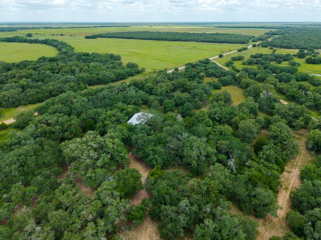 5641 County Road 14, Hallettsville, TX 77964