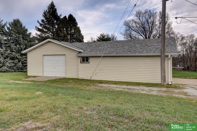 1706 Childs Road W, Bellevue, NE 68147