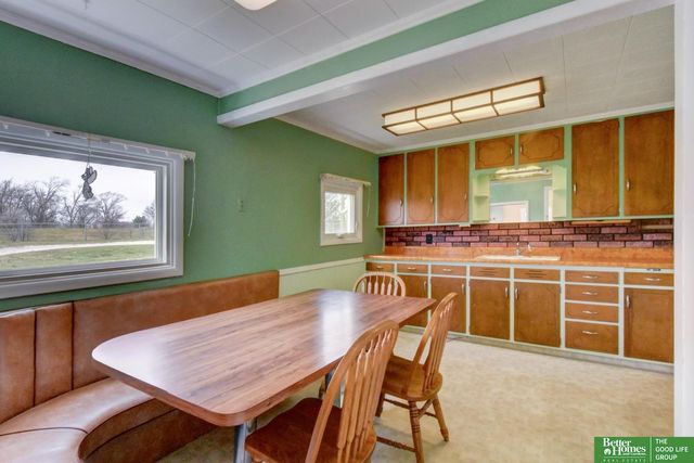 1706 Childs Road W, Bellevue, NE 68147