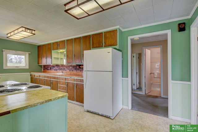 1706 Childs Road W, Bellevue, NE 68147