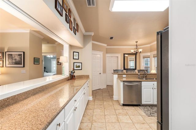 5008 NW 10TH PLACE, Gainesville, FL 32605